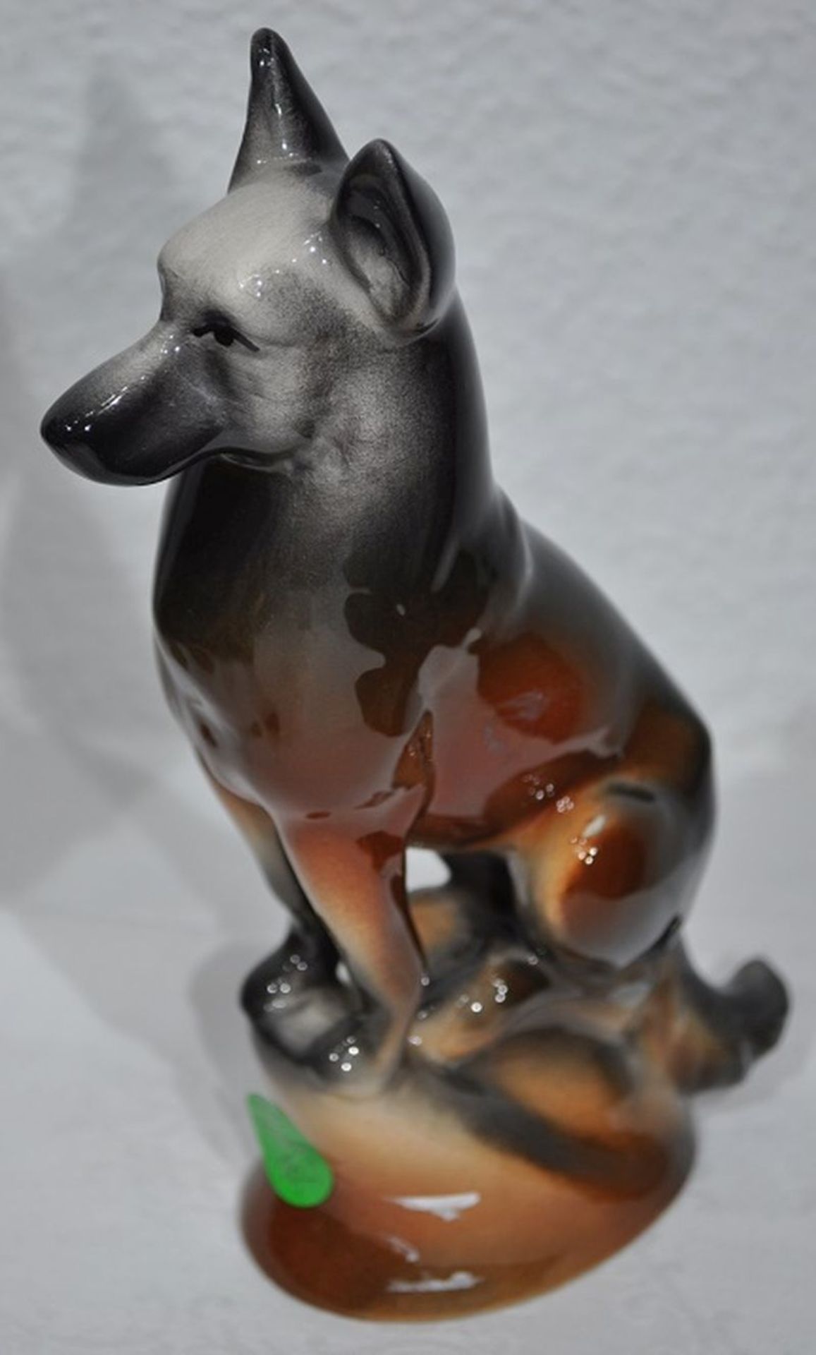 Alter Keramikhund