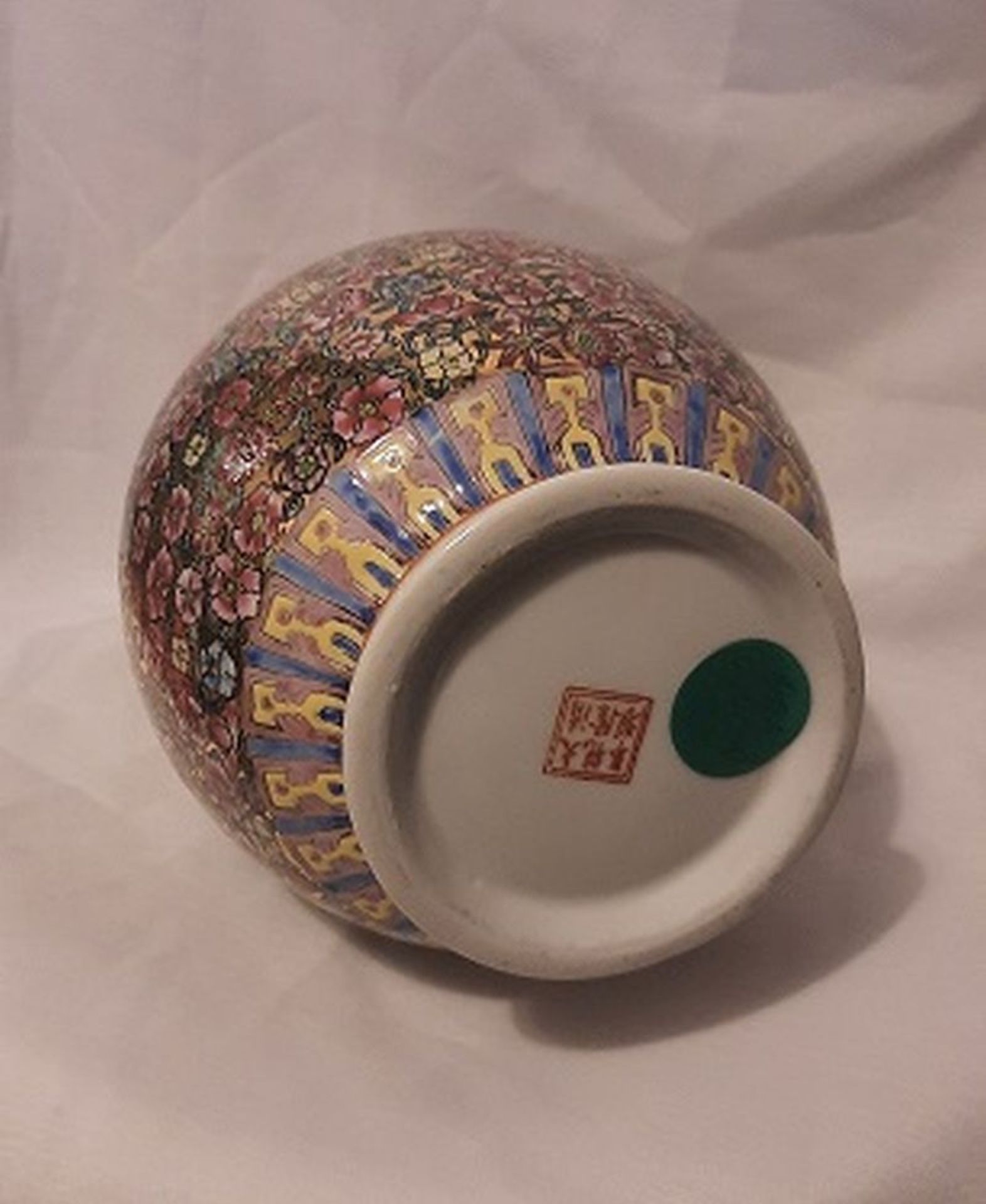 Chin. Cloisonnevase gestempelt - Image 2 of 3