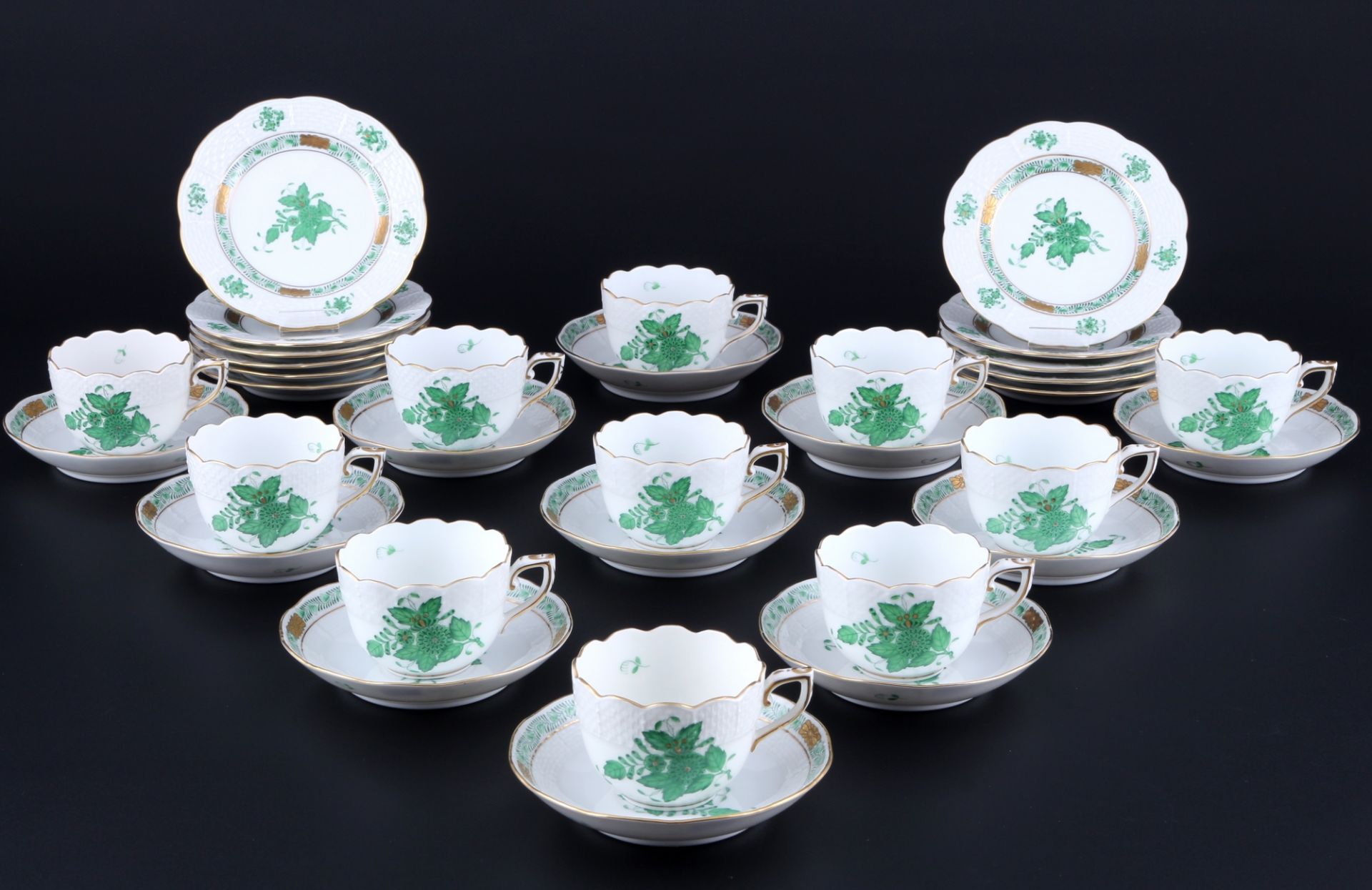 Herend Apponyi Vert 11 Mokkagedecke, mocha coffee cups with saucer and plates,