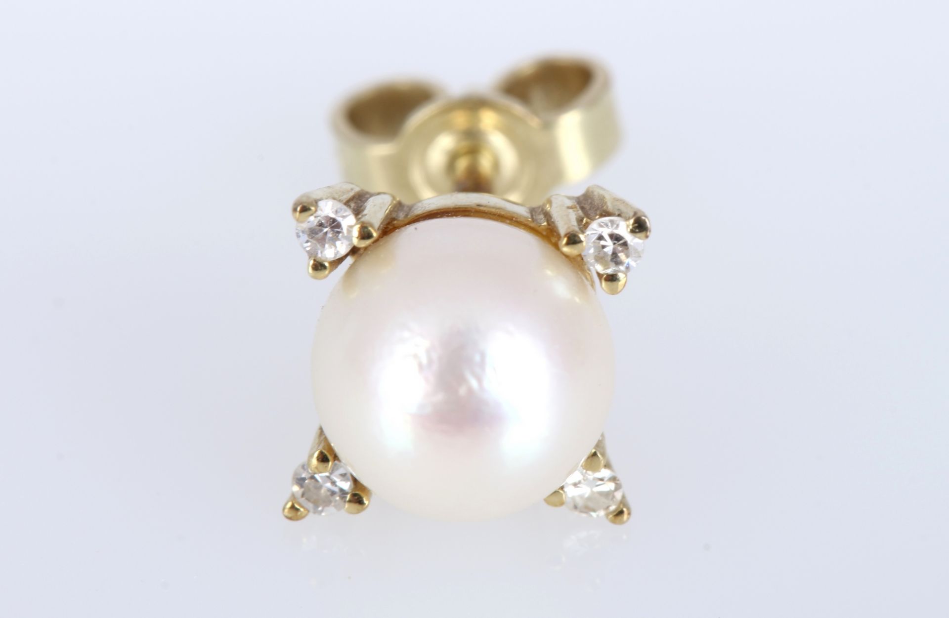 585 Gold Ohrstecker mit Perle und Brillanten, 14K gold ear studs with pearls and diamonds, - Bild 2 aus 4