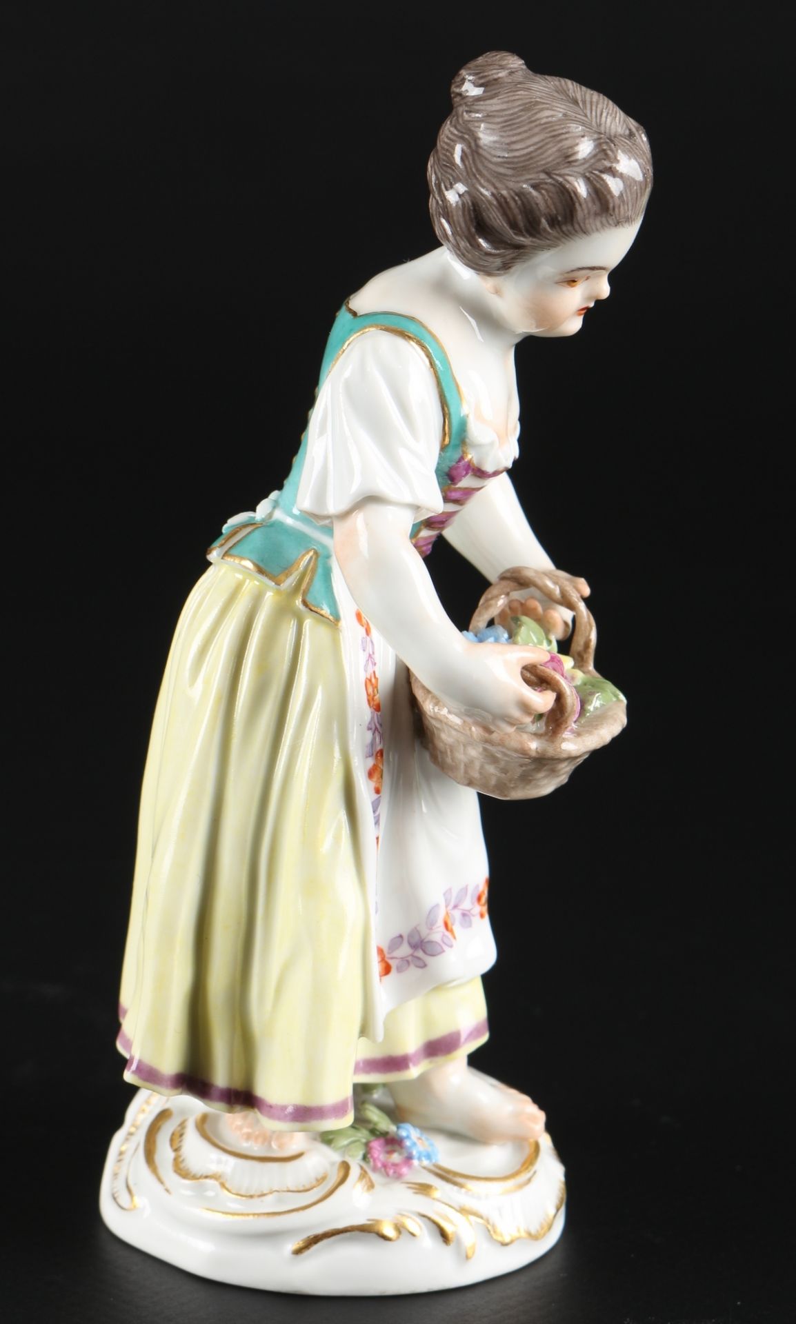 Meissen Gärtnerkind mit Blumenkorb 1.Wahl, gardeners child with basket, - Bild 4 aus 5