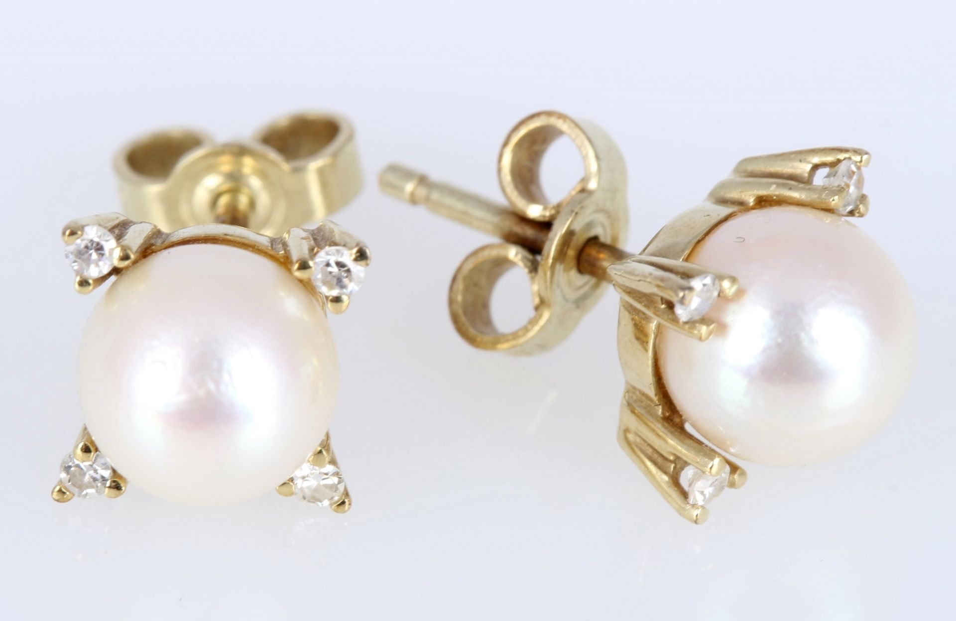 585 Gold Ohrstecker mit Perle und Brillanten, 14K gold ear studs with pearls and diamonds,