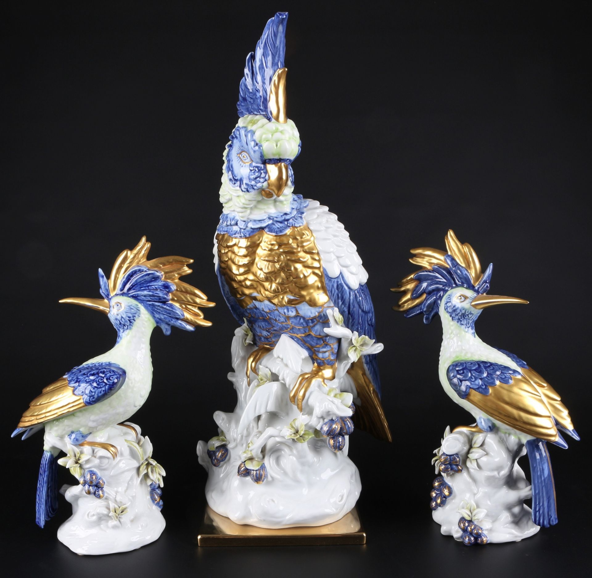 Manifattura Artistica le Porcellane großer Kakadu mit 2 Wiedehopfe, porcelain parrot / hoopoo,
