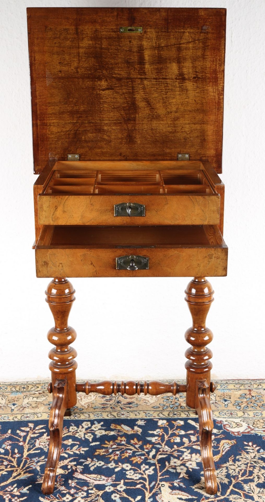 Nähtisch um 1900 Nussbaum, sewing table around 1900 walnut - Bild 4 aus 7