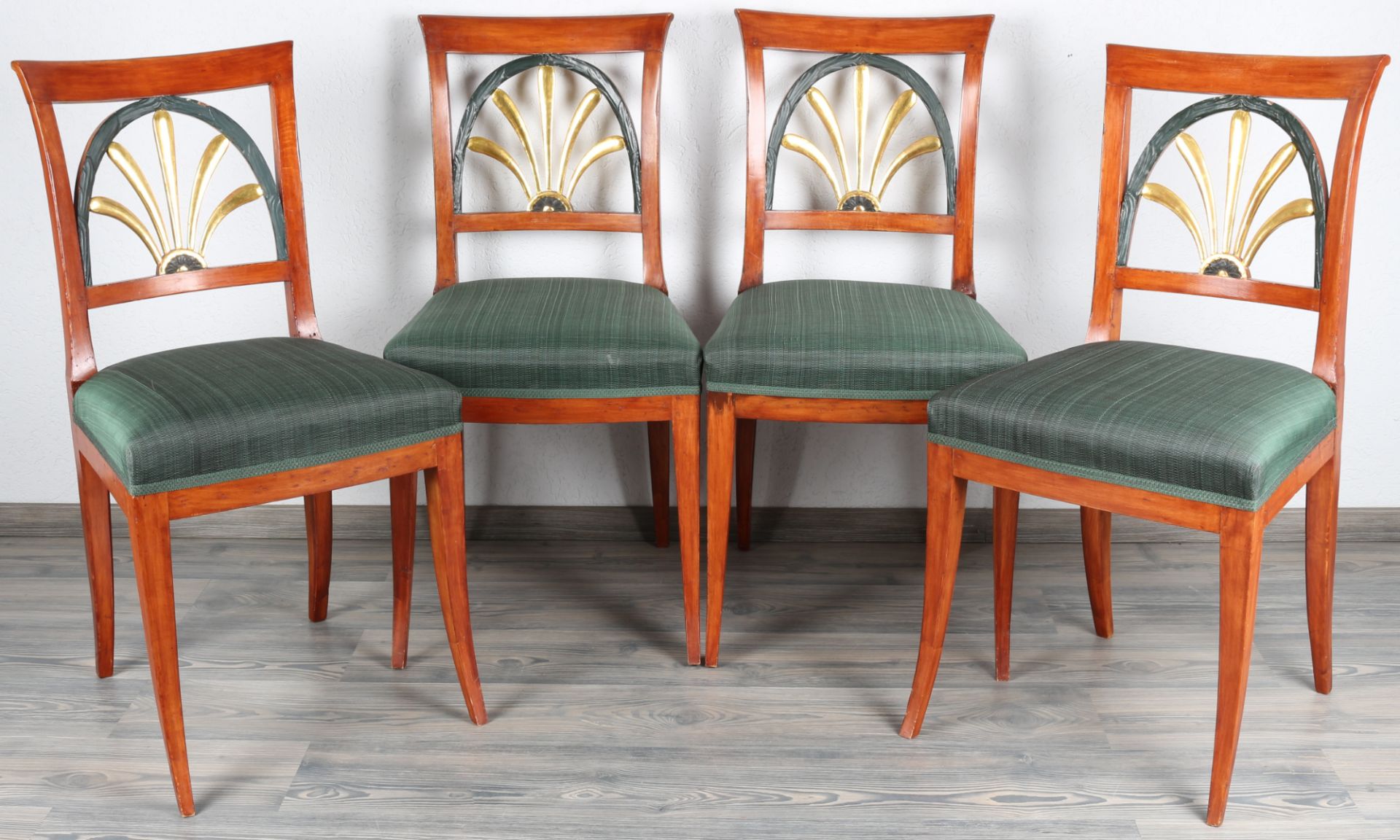 Biedermeier Satz von 4 Stühlen um 1820/1840, Biedermeier set of 4 chairs around 1820/1840,