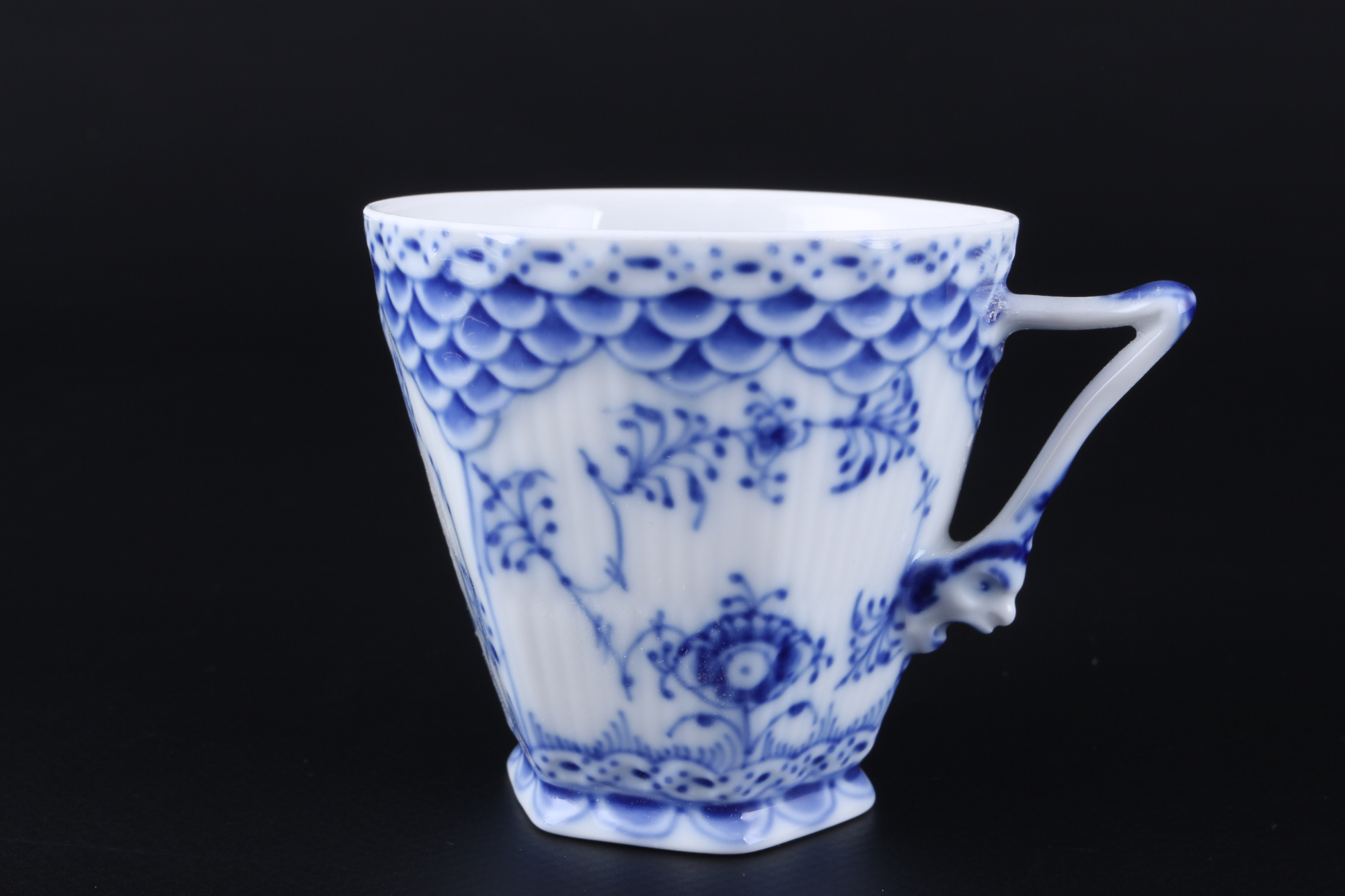 Royal Copenhagen Musselmalet Vollspitze 6 Kaffeetassen 1036, full lace coffee cups 1st choice, - Image 3 of 5