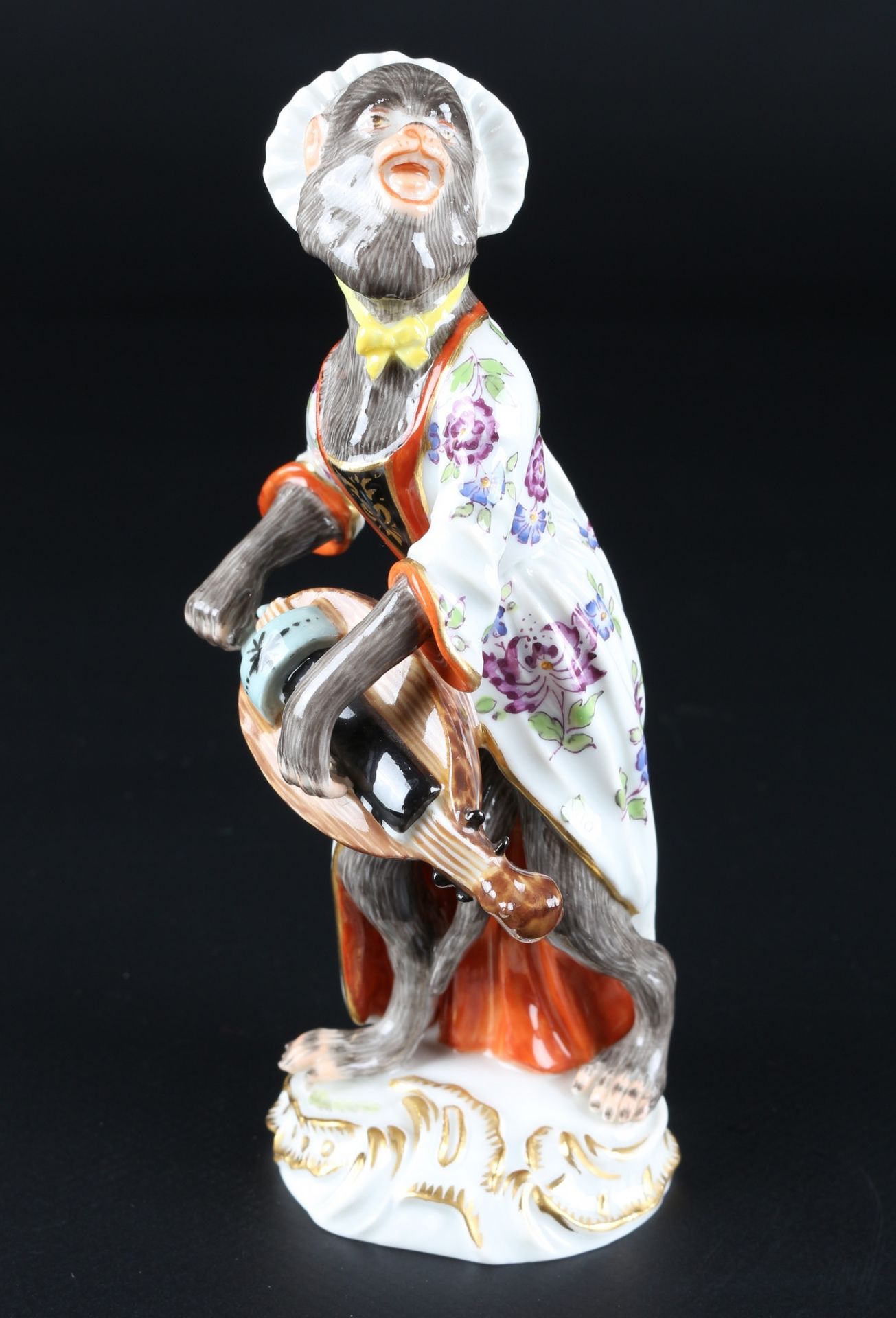 Meissen Affenkapelle Drehleierspielerin, hurdy gurdy player monkey chapel,