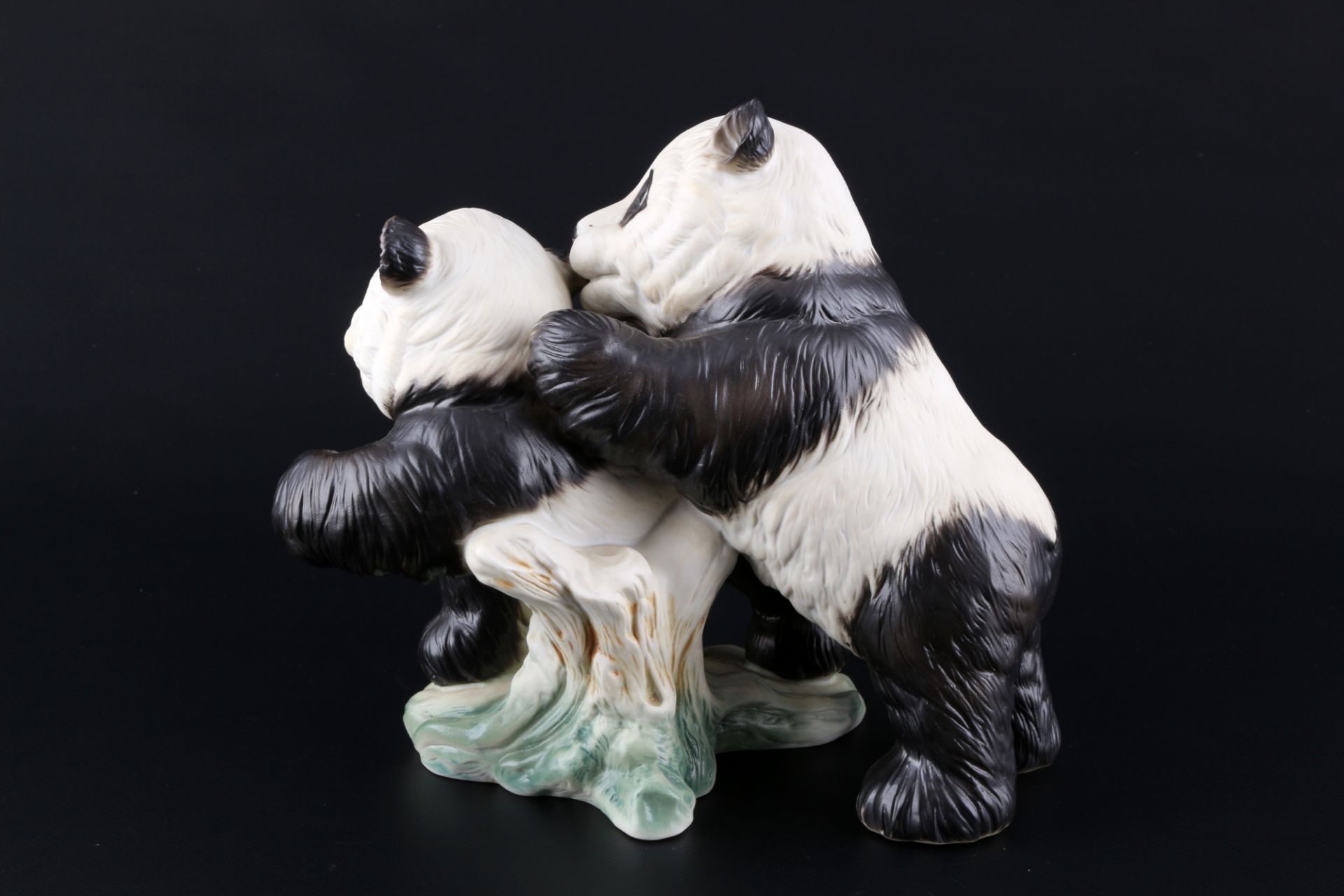 Karl Ens Panda Figurengruppe, Volkstedt, porcelain group of panda cups, - Image 2 of 3