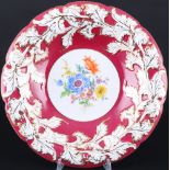 Meissen Blumenbukett purpur Prunkschale mit Akanthusblatt-Relief, splendor bowl,