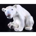 Bing & Gröndahl sitzender Eisbär 1629, seated ice bear figure,