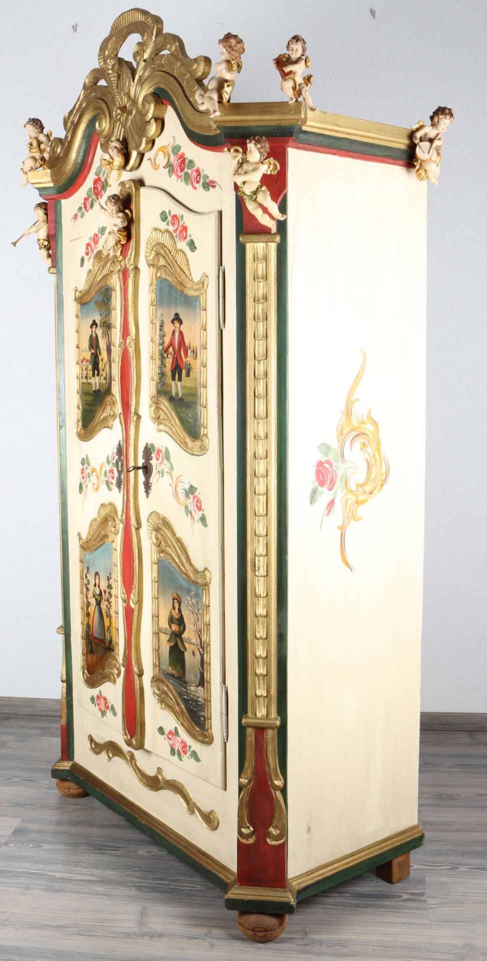 Bauernschrank mit aufgesetzten Putten, farmer cabinet with putti, - Bild 3 aus 6