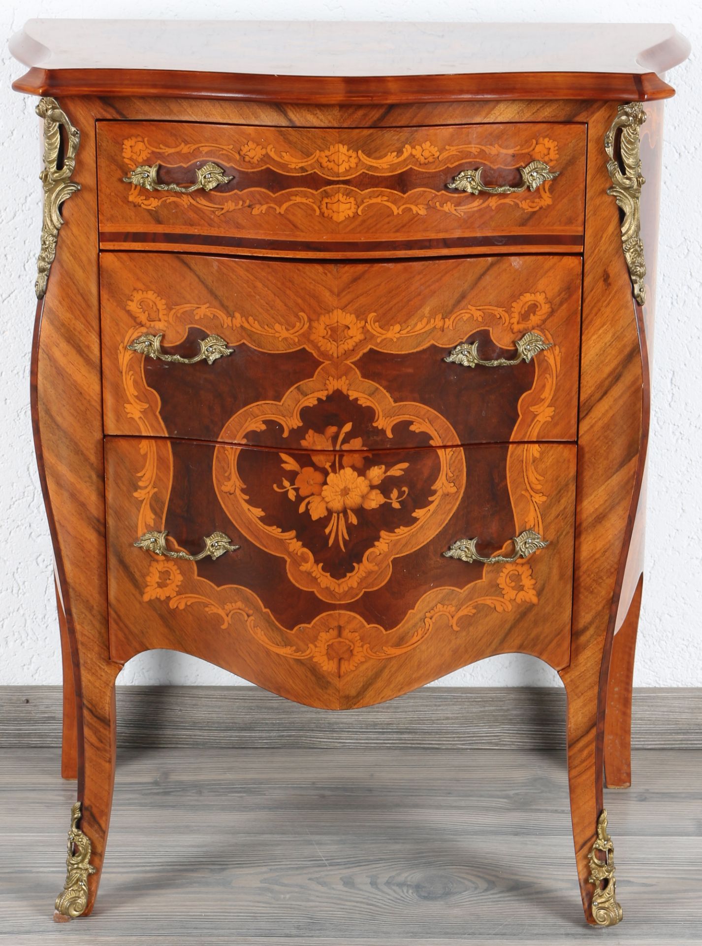 Kommode im Barockstil, 
baroque style chest of drawers,