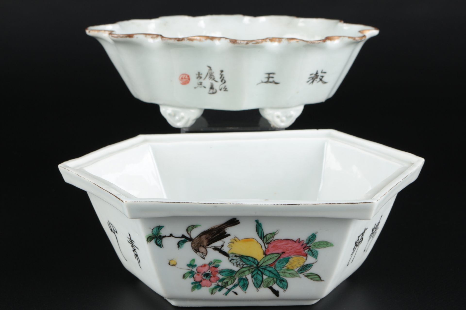 China 2 Schalen Figuren u. Vogel, chinese bowls, - Image 4 of 7