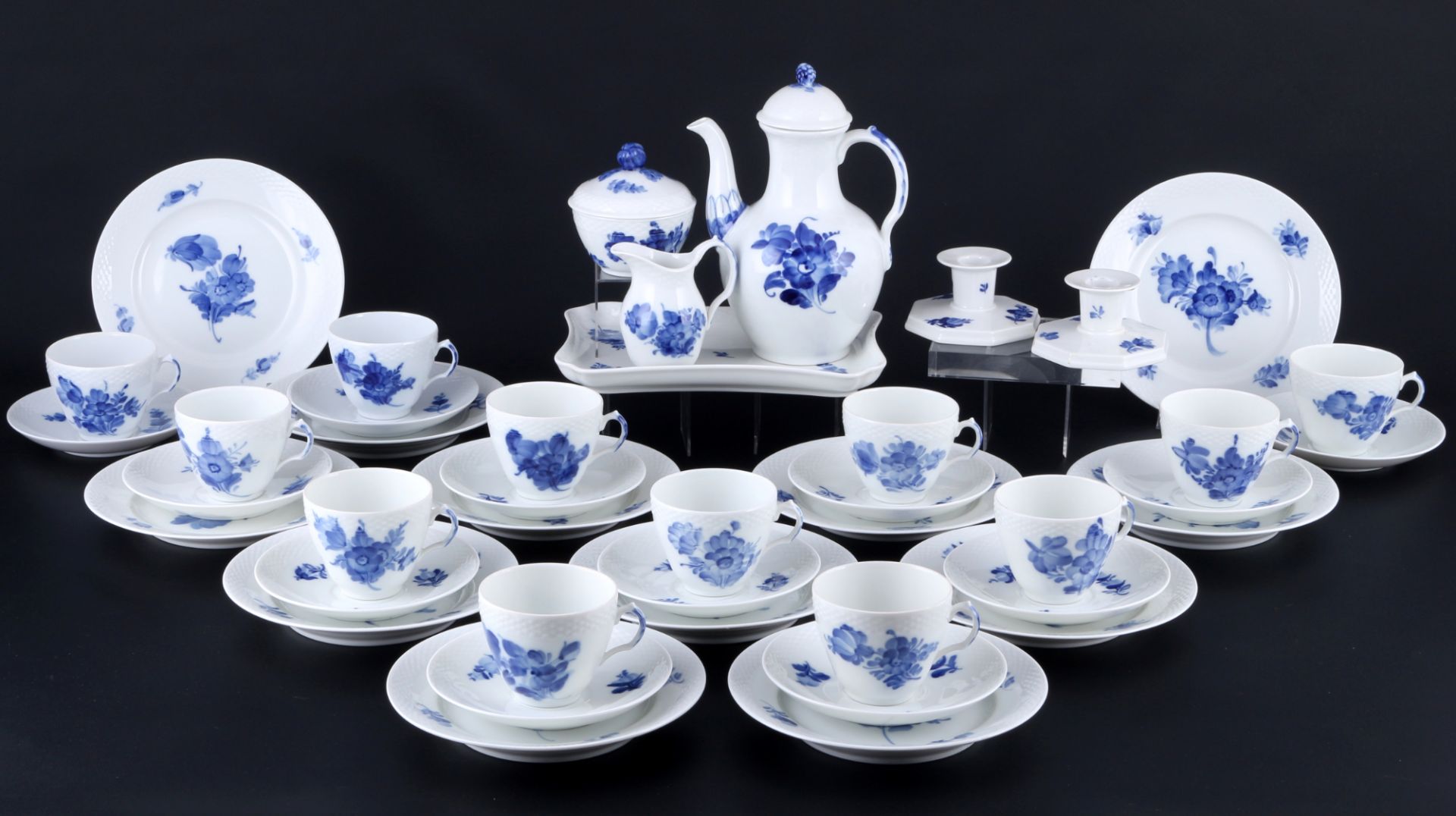 Royal Copenhagen Blaue Blume Kaffeeservice für 12 Personen, coffee service for 12 pers.,