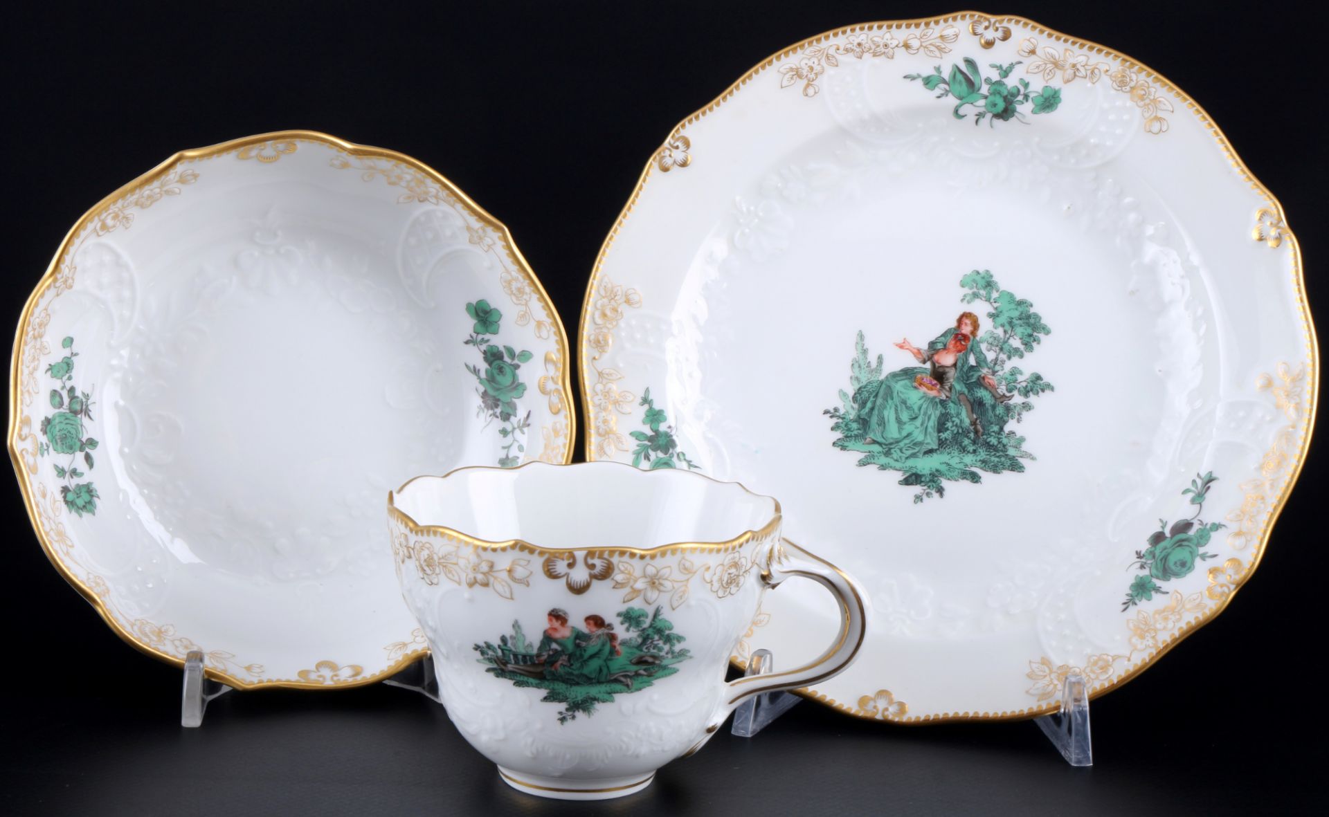 Meissen Neumarseille Watteau-Szenerie Kaffeegedeck 1.Wahl, coffee cup with dessert plates 1st choice