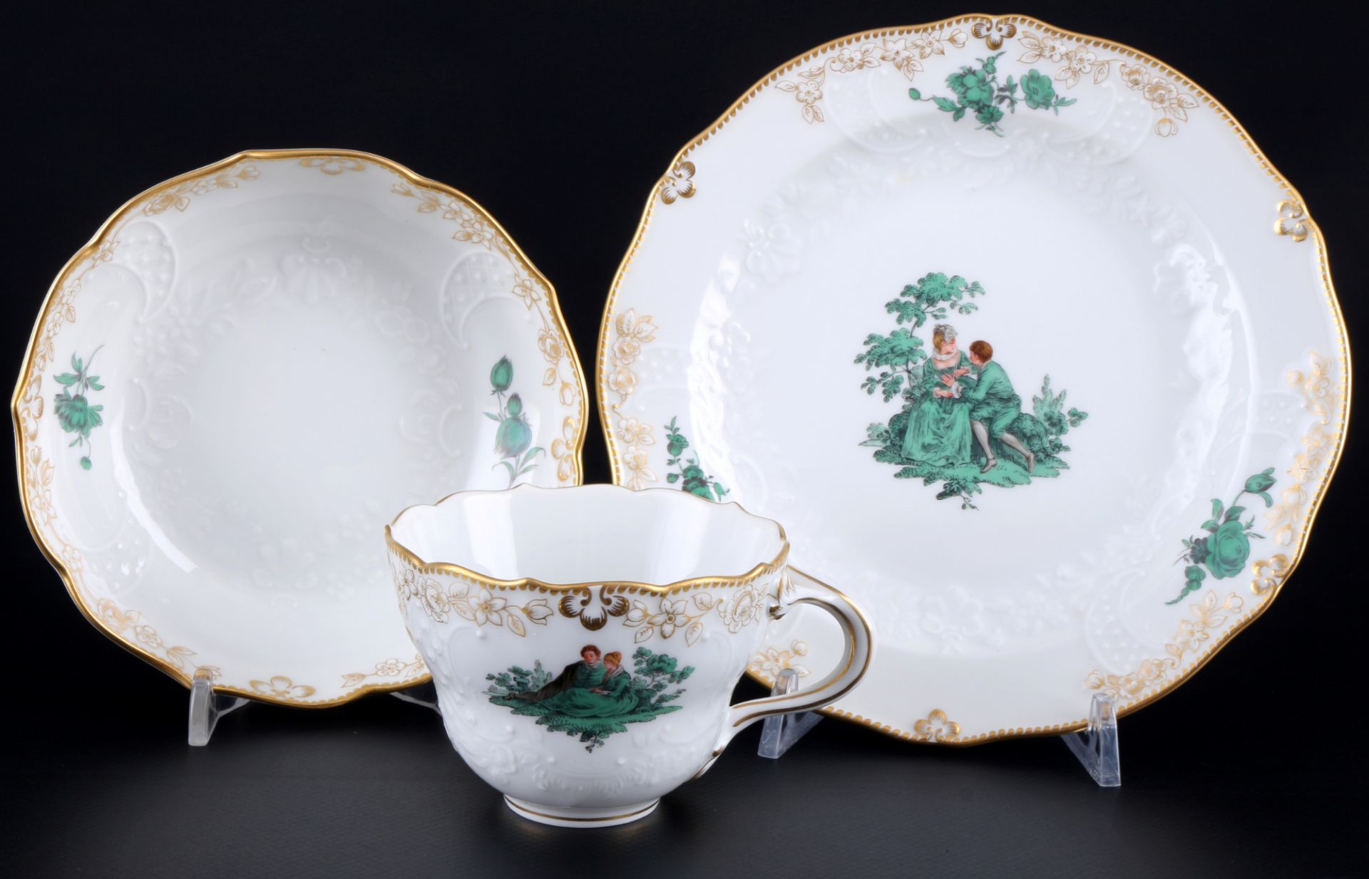 Meissen Neumarseille Watteau-Szenerie Kaffeegedeck 1.Wahl, coffee cup with dessert plates 1st choice