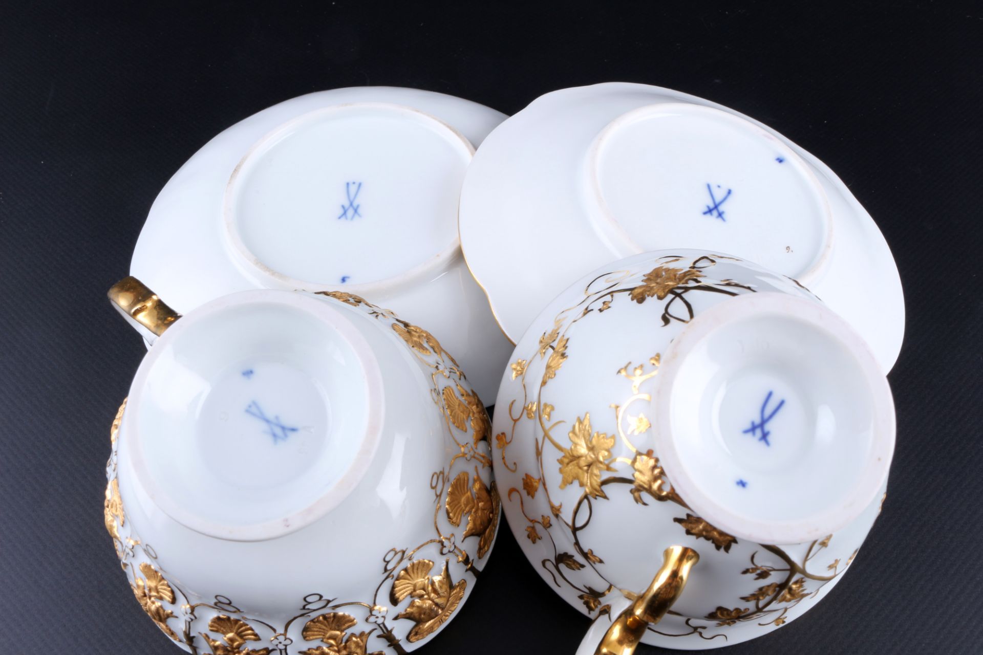 Meissen 2 Prunktassen mit reicher Goldstaffage 1.Wahl, Pfeifferzeit, splendor cups 1st choice, - Bild 5 aus 5