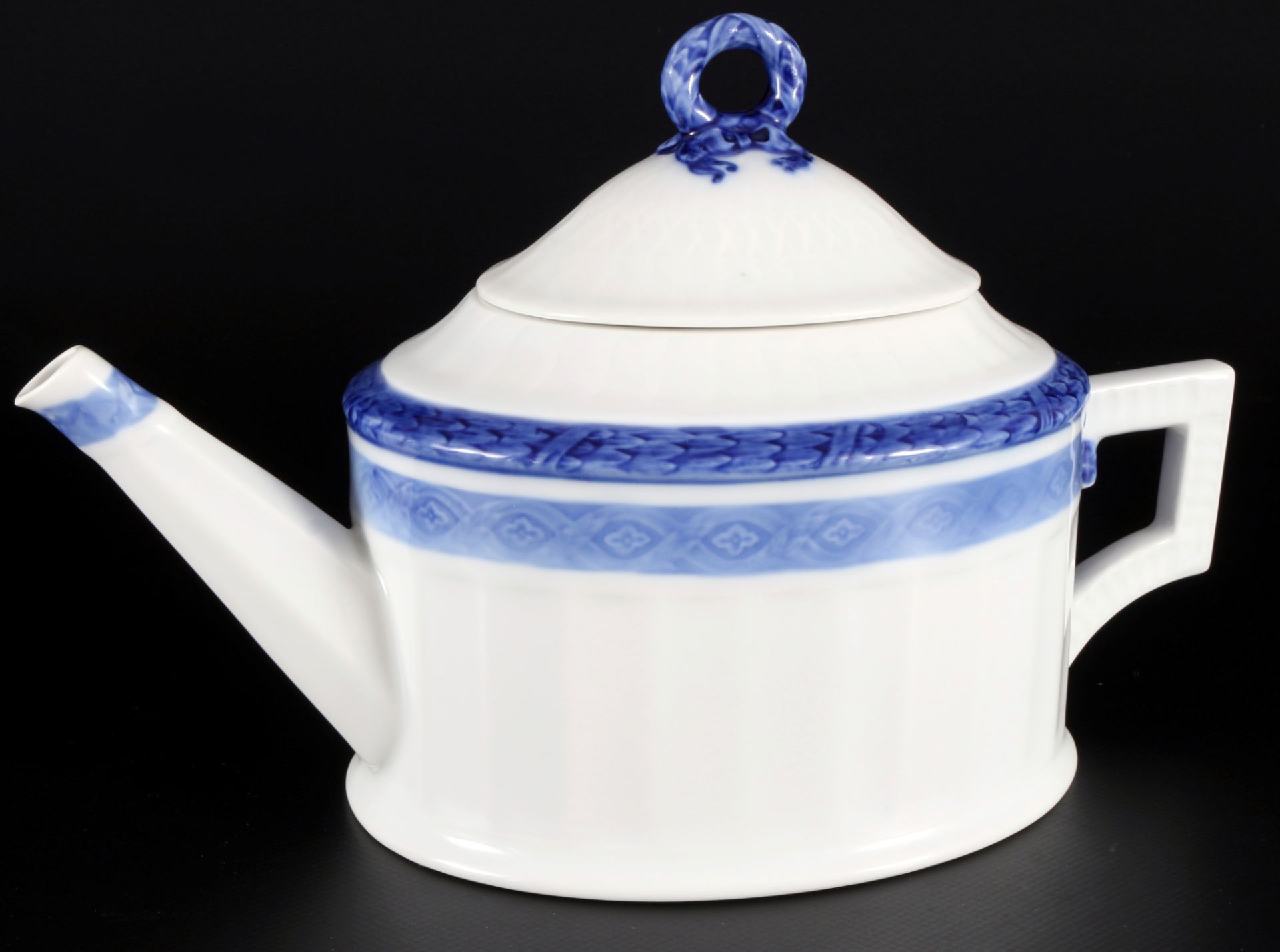 Royal Copenhagen Blauer Fächer Teeservice für 12 Personen, tea service for 12 pers., - Bild 3 aus 8