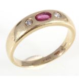 585 Gold Ring Rubin mit 2 Brillanten, 14K gold ring ruby ​​with 2 diamonds,