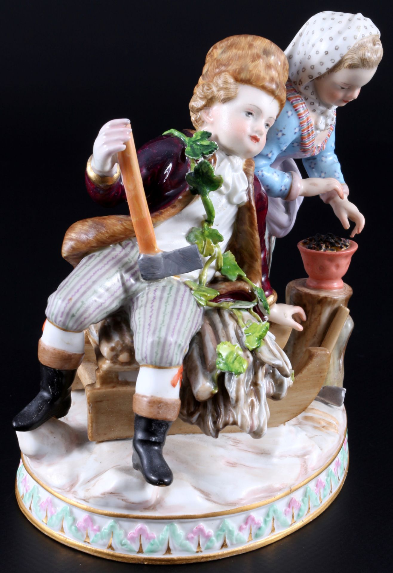 Meissen Four Seasons allegory of winter 1st choice, knob mark, Allegorie des Winters 1.Wahl, - Image 2 of 6