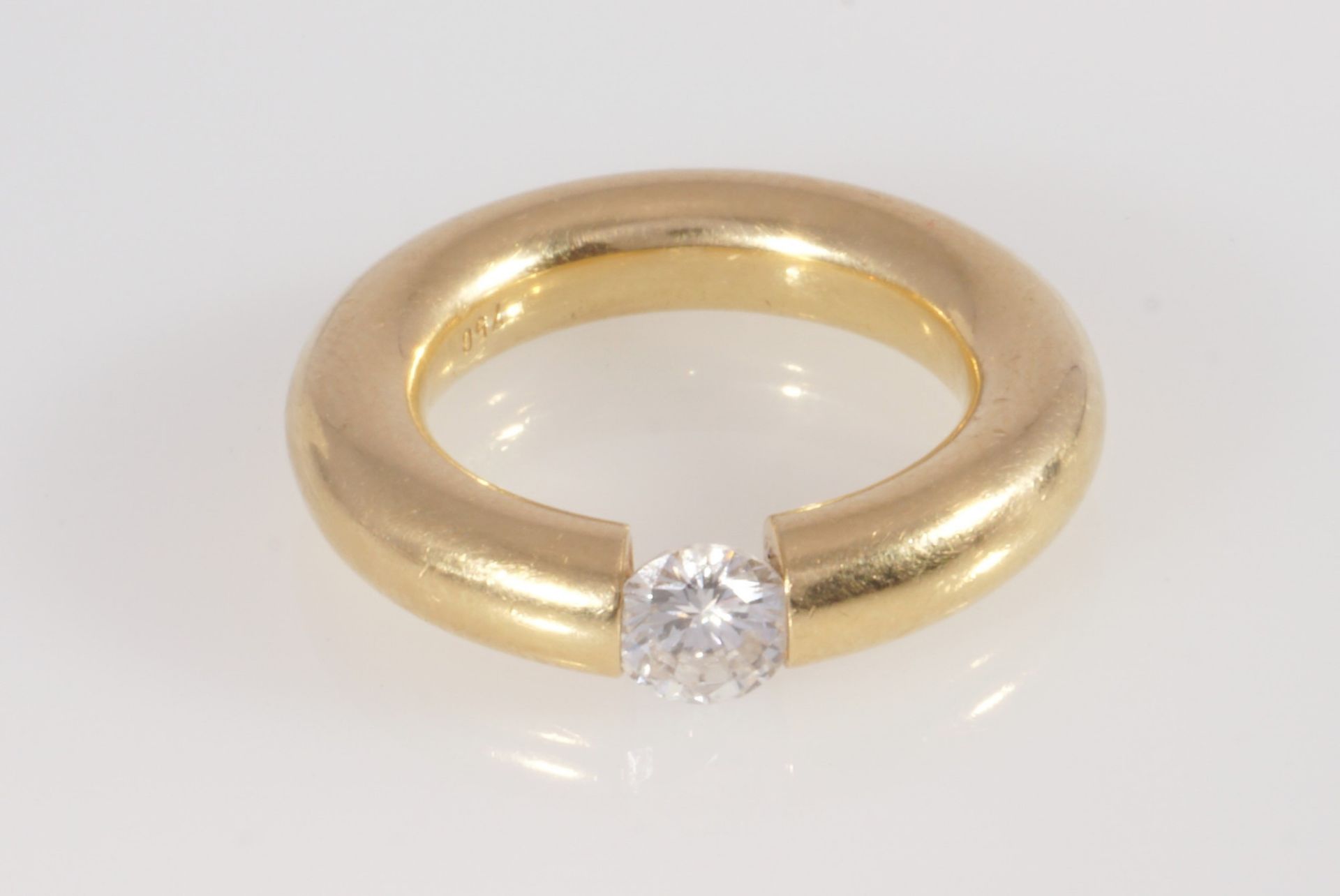 750 gold clamping ring with diamond 0,75 carat, 18K Gold Spannring mit Brillant, Niessing art, - Image 2 of 4