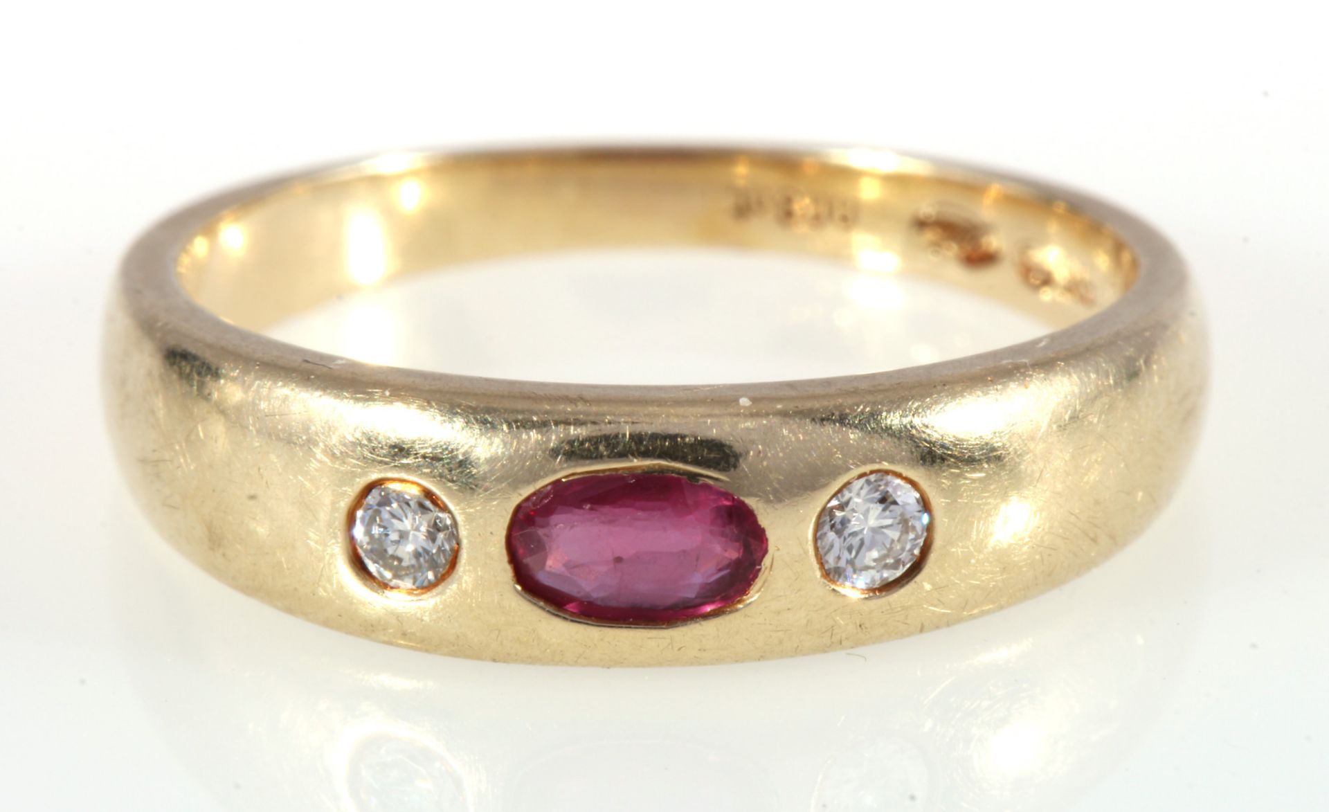 585 gold ring ruby ​​with 2 diamonds, 14K Gold Ring Rubin mit 2 Brillanten, - Image 3 of 4