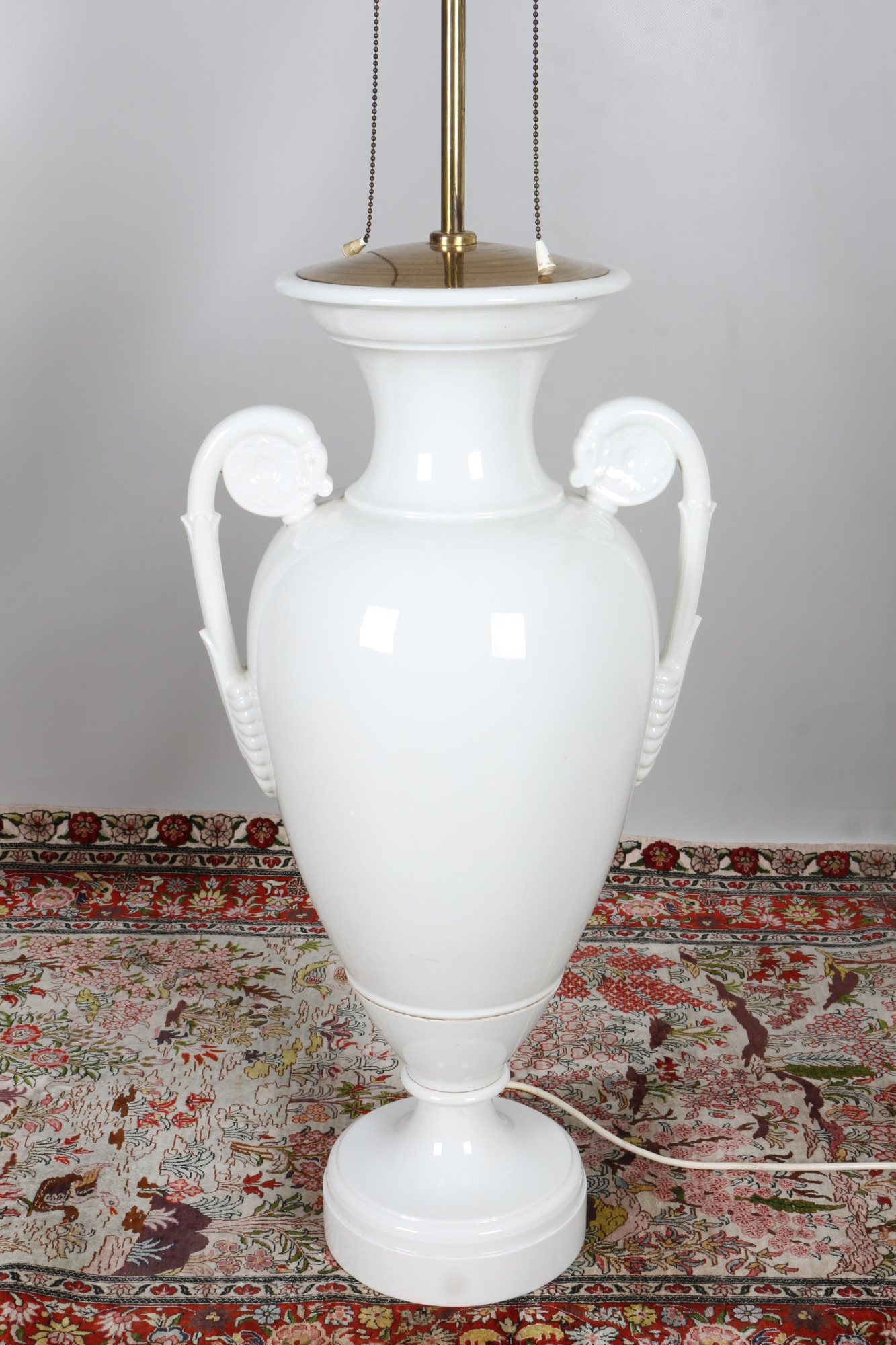 KPM Berlin large floor vase / lamp base with rosette handles, große Bodenvase / Lampenfuß mit Rose - Image 2 of 6