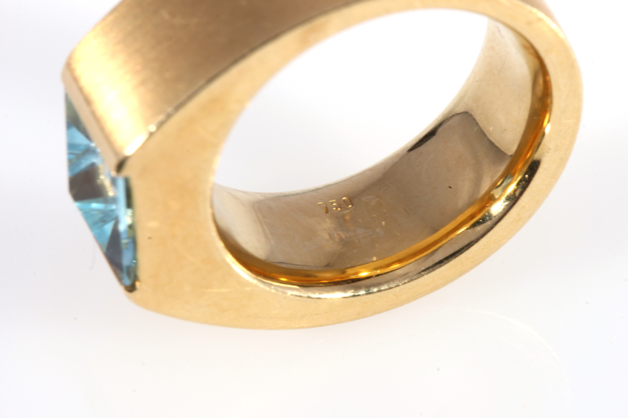 750 gold solid ring with aquamarine, 18K Gold massiver Ring mit Aquamarin, - Image 4 of 4