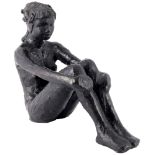 Bronze Frauenakt - sitzende junge Dame, sculpture of a sitting nude,