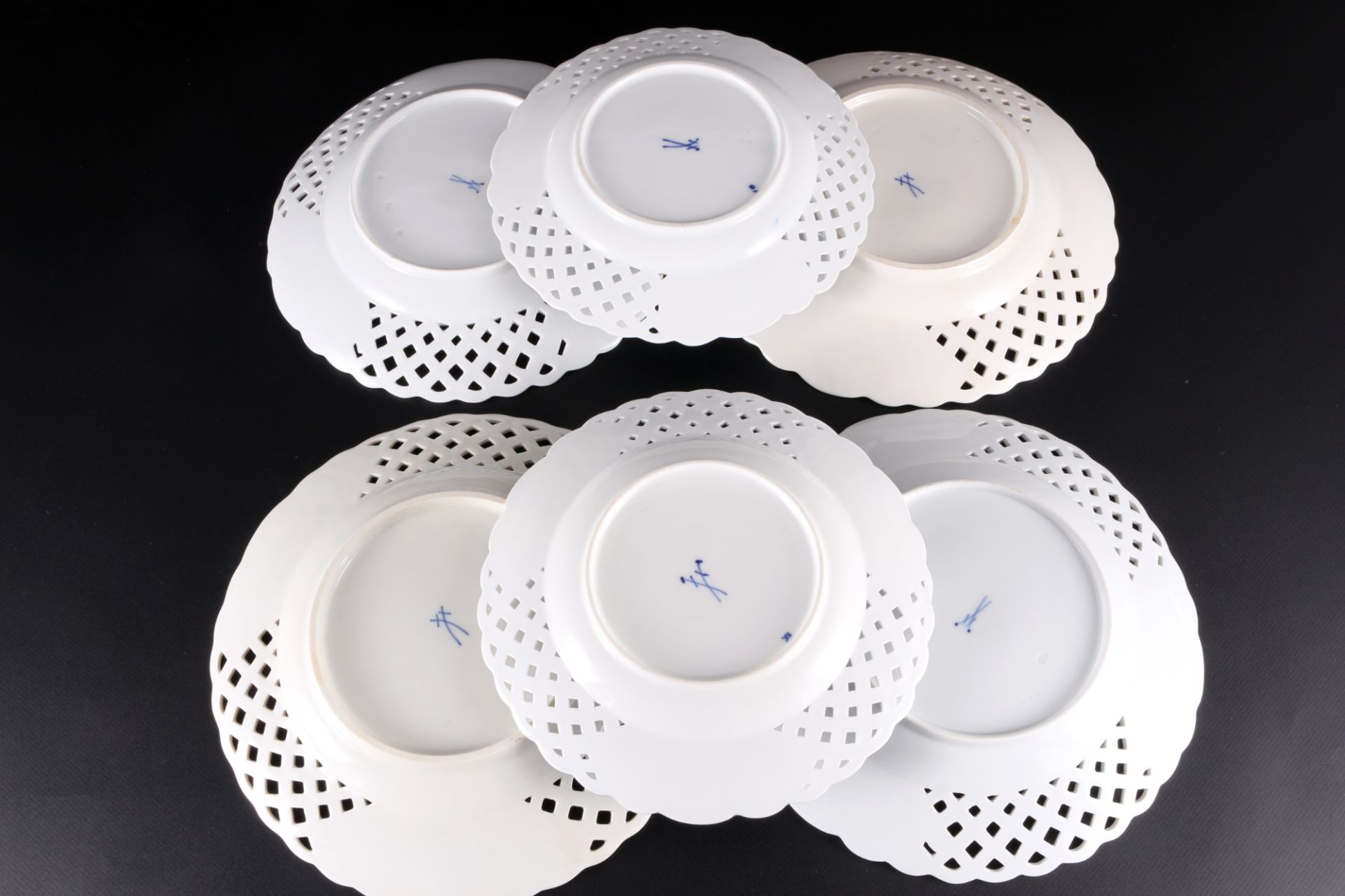 Meissen Zwiebelmuster 6 Durchbruchteller 1.Wahl, cutwork plates 1st choice, - Bild 5 aus 5