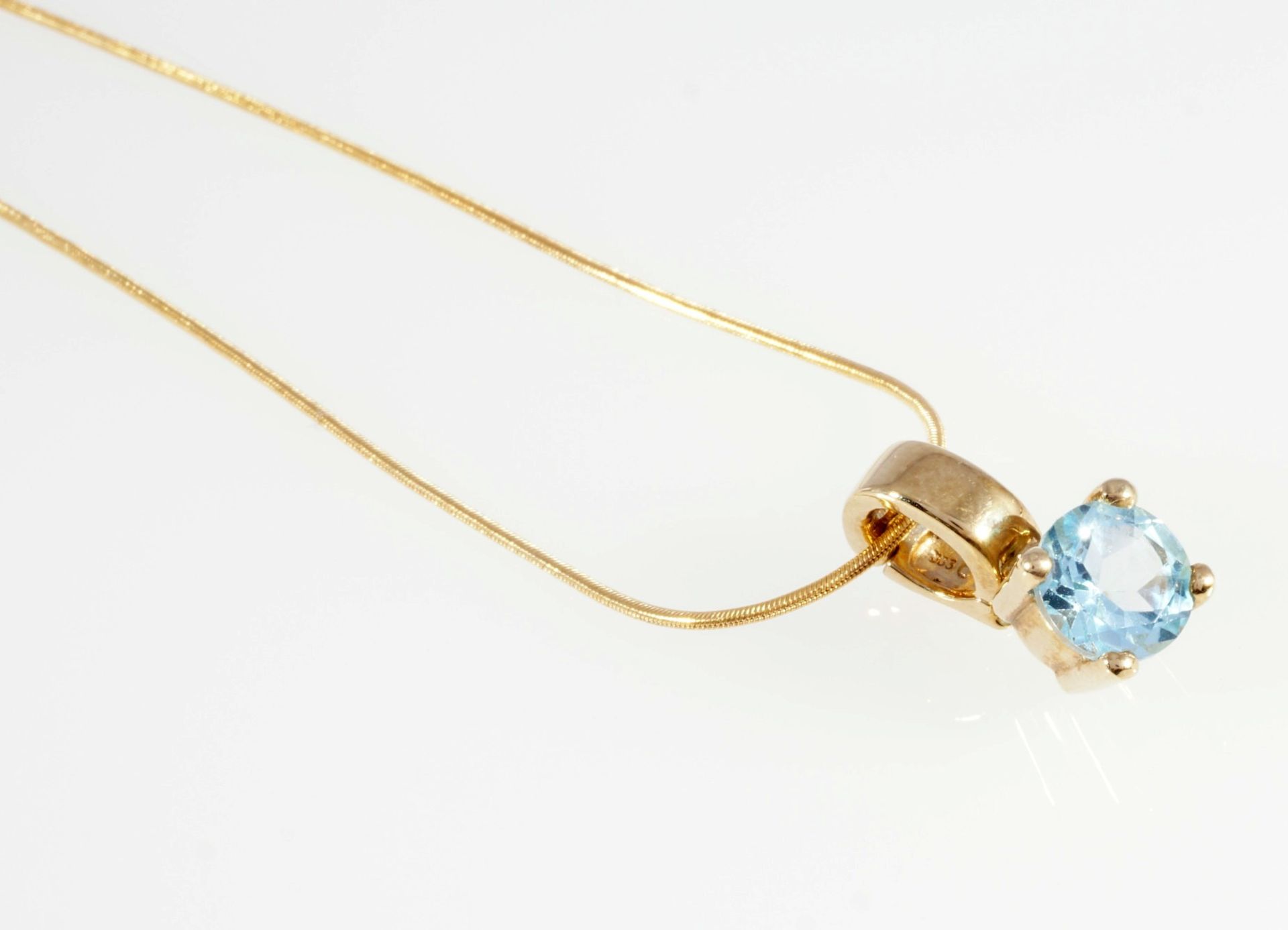 333 Gold Collier mit Aquamarin, 8K gold necklace with aquamarine,