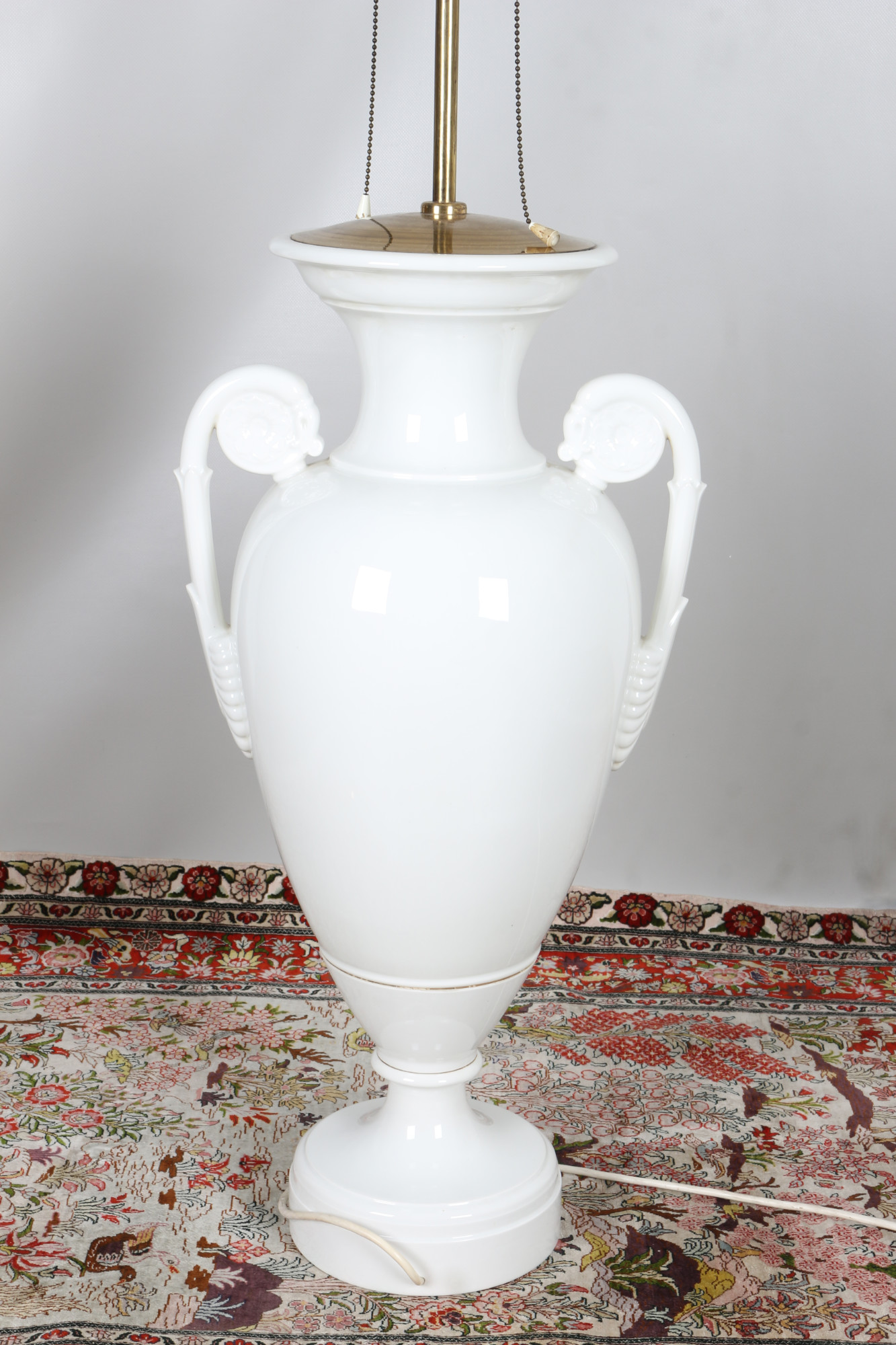 KPM Berlin large floor vase / lamp base with rosette handles, große Bodenvase / Lampenfuß mit Rose - Image 4 of 6