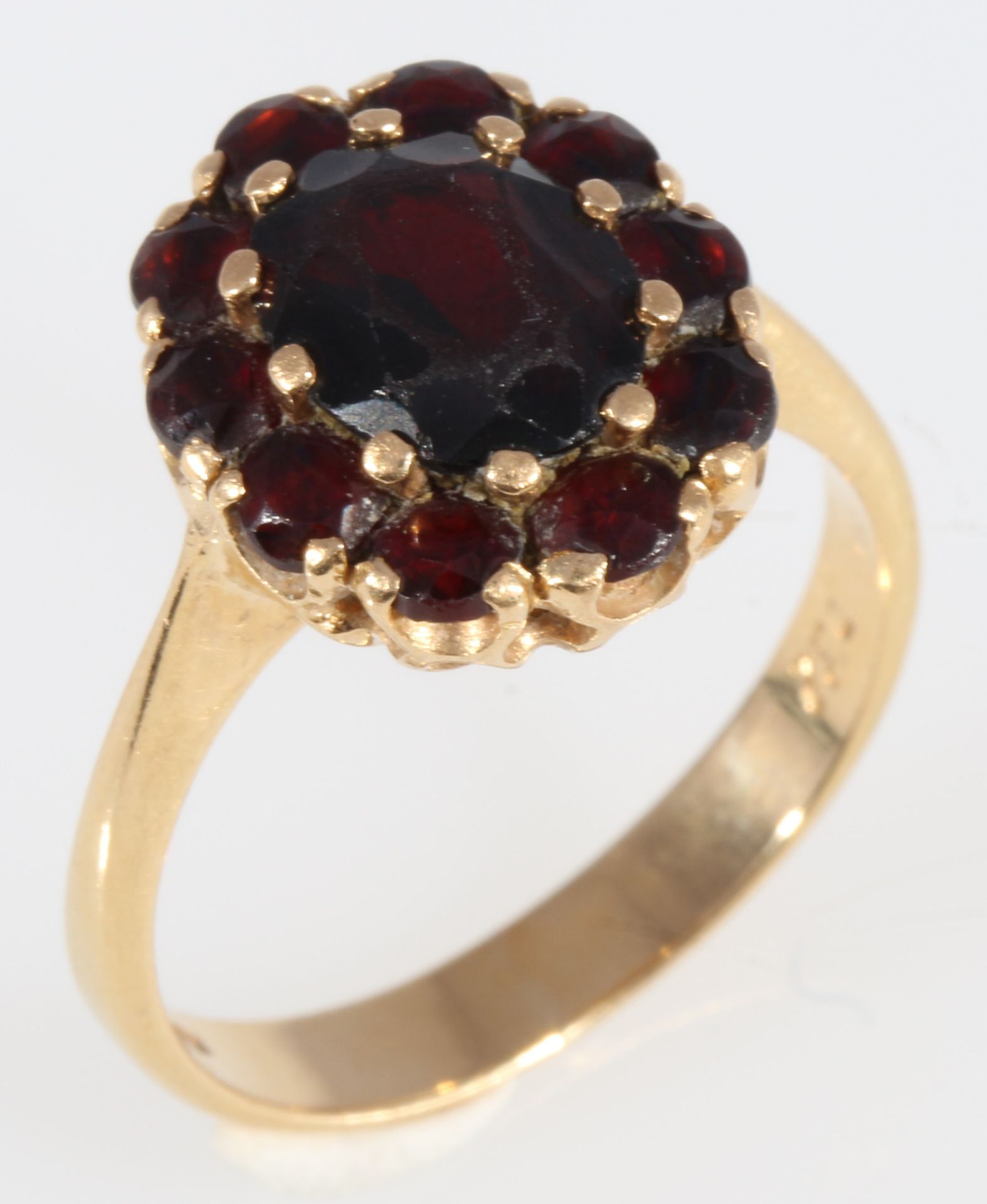750 Gold Granat Ring, 18K gold garnet ring,