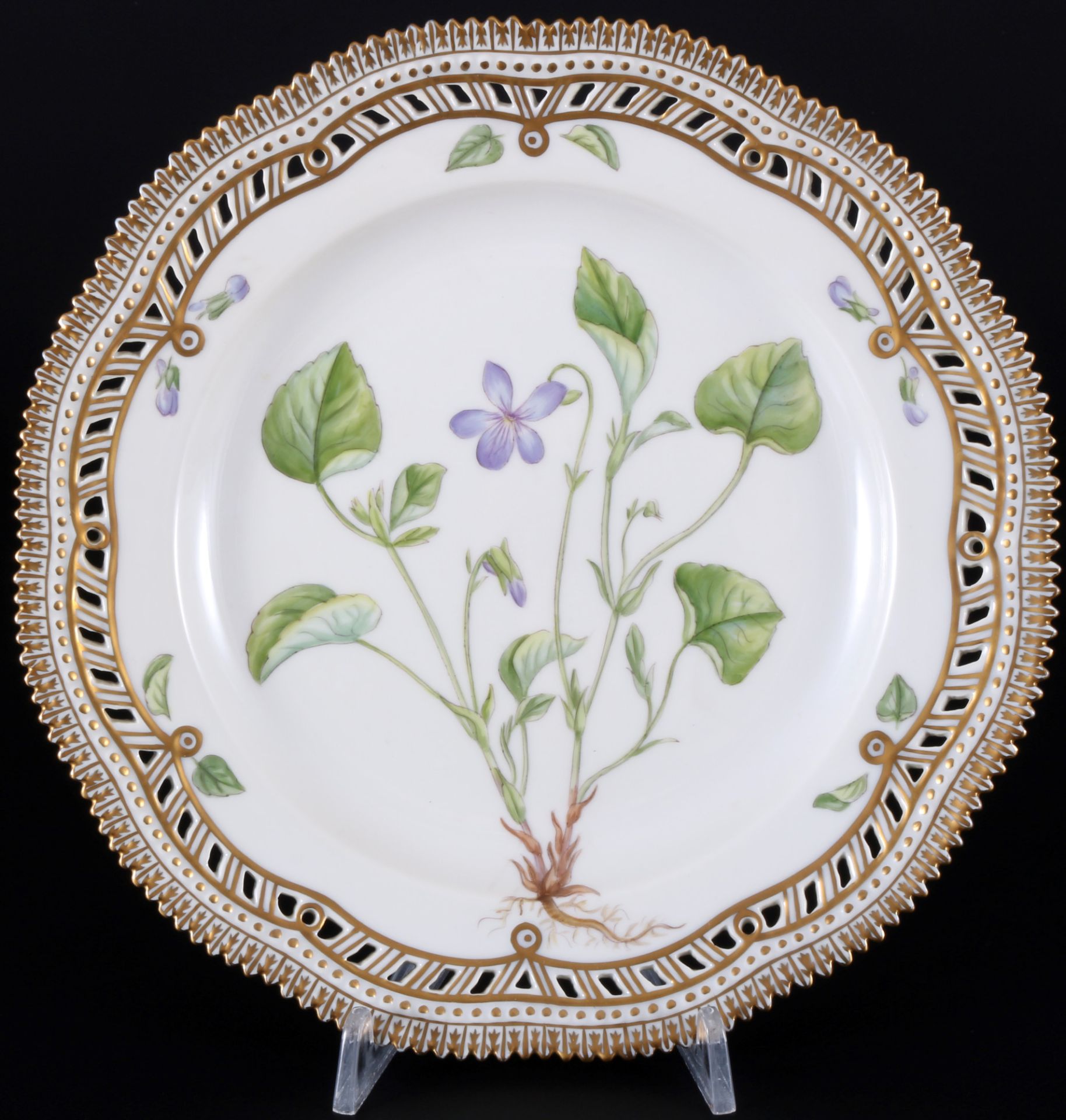 Royal Copenhagen Flora Danica Teller 3554, cutwork plate 1st choice,