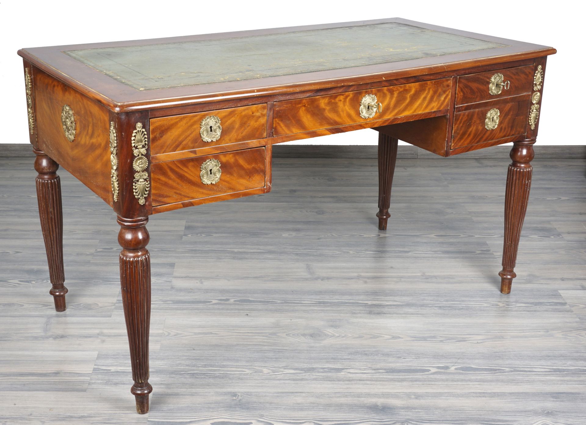 Schreibtisch Mahagoni Frankreich 19. Jahrhundert, writing desk with leather inlay france 19th c.