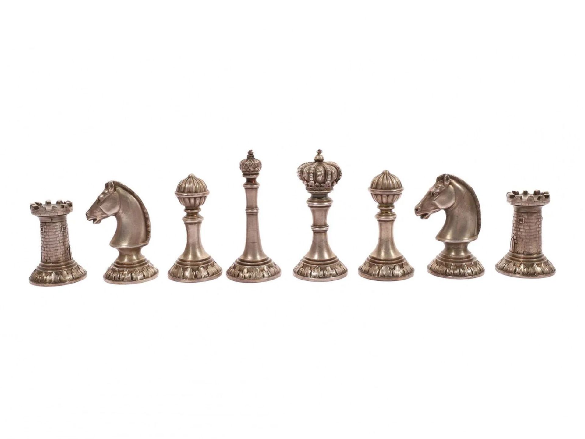 Antique handmade chess set made of 800 German gilded silver. Near; 1900s. - Bild 9 aus 11