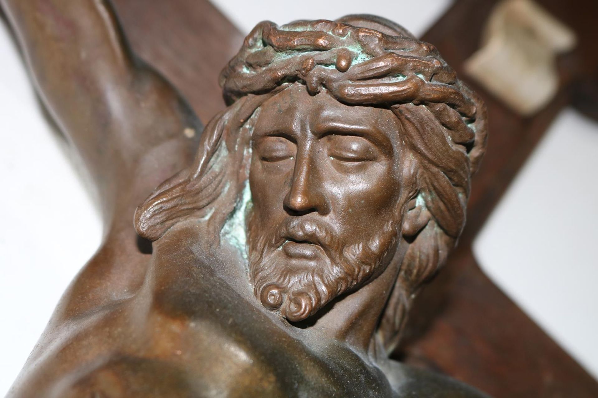Christus, Kruzifix. - Image 3 of 3