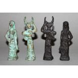 Europa. Griechenland. Große Schachfiguren aus Metall nach kretischen und mythologischen Motiven.