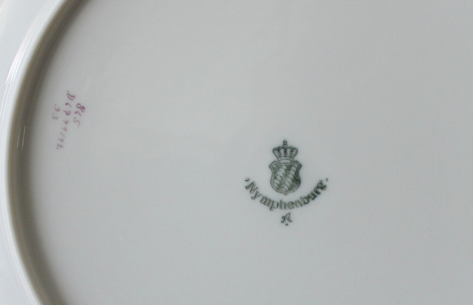 Porzellan. Nymphenburger Porzellan Manufaktur. 30 - teiliges Speiseservice - Form Korb 865 - mit - Image 2 of 4