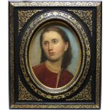 [Unbekannter Künstler]. Porträtdarstellung einer jungen Frau. Ovales Ölgemälde auf Holz. Nicht
