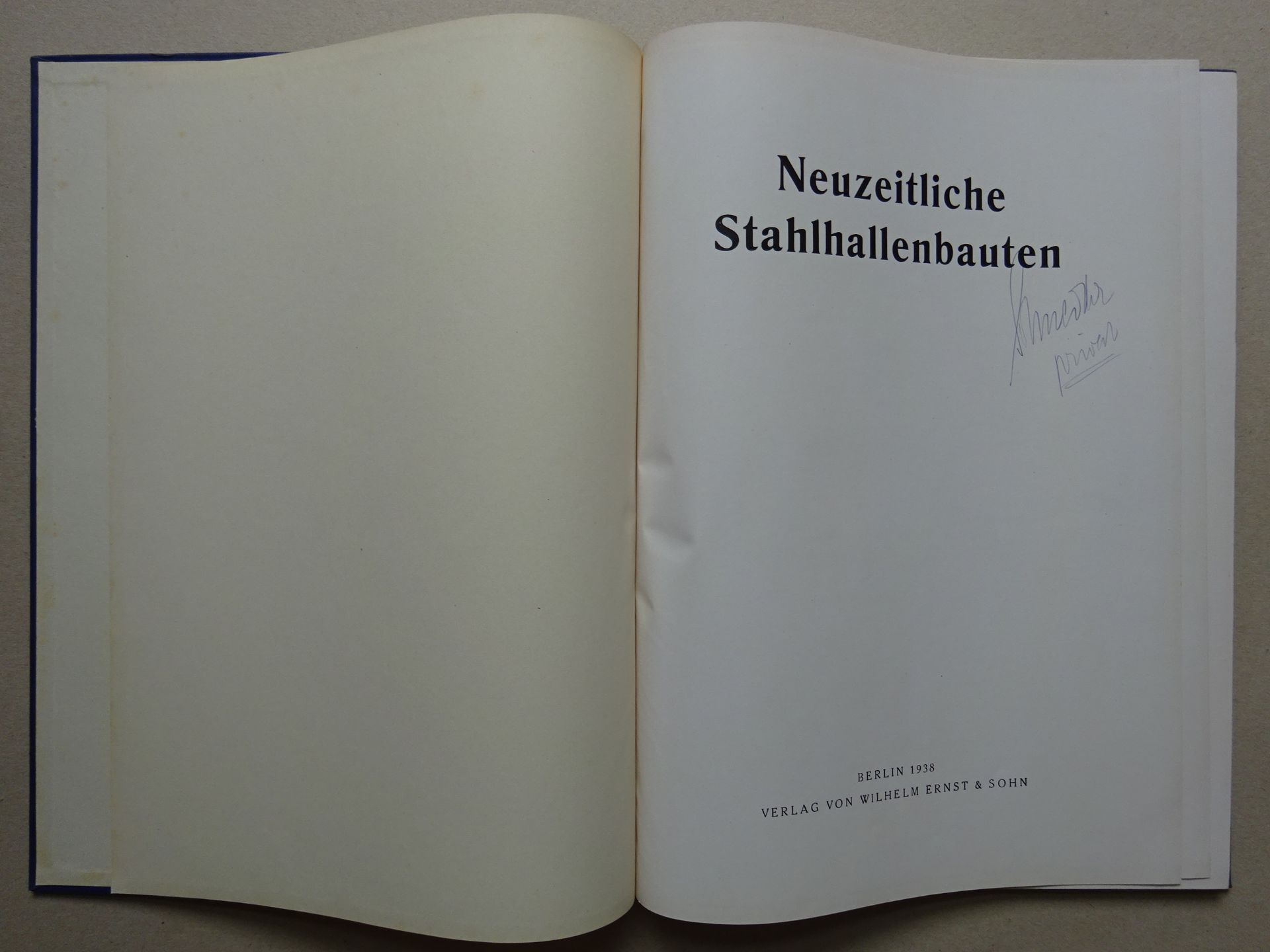 Neuzeitliche Stahlhallenbauten - Bild 3 aus 5