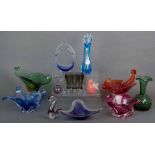 Konvolut Murano, farbloses Glas, farbig überfangen, u.a. Schalen, Vasen und Tiere, H=6 cm bis 25,5