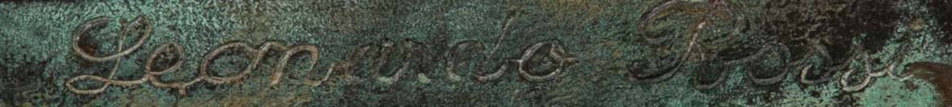 Leonardo Rossi (Bildhauer des 20. Jhs.). Stehender Engel. Bronze, am Sockel sign., H=108 cm. ** - Bild 2 aus 2