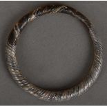 Armreif. Lt. Expertise Madytos 4. bis 13. Jh. n. Chr. Glas, spiralförmig lüstrierend modelliert.