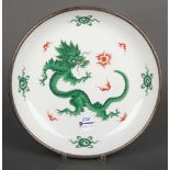 Zierteller. Meissen Pfeifferzeit 1924–34. Porzellan, bemalt mit grünem Drachen, Silberrand. Am Boden