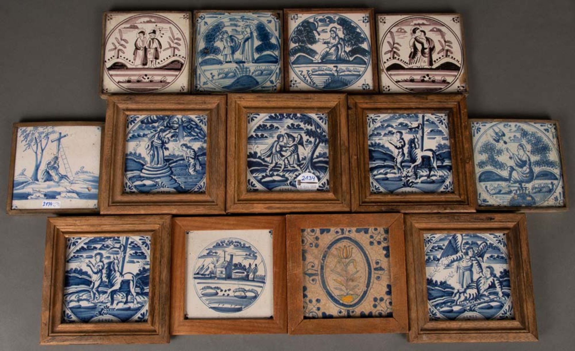 Konvolut Kacheln. Delft 18. Jh. Blau / rotweiß bemalt mit christlichen Motiven, gerahmt, 13 x 13