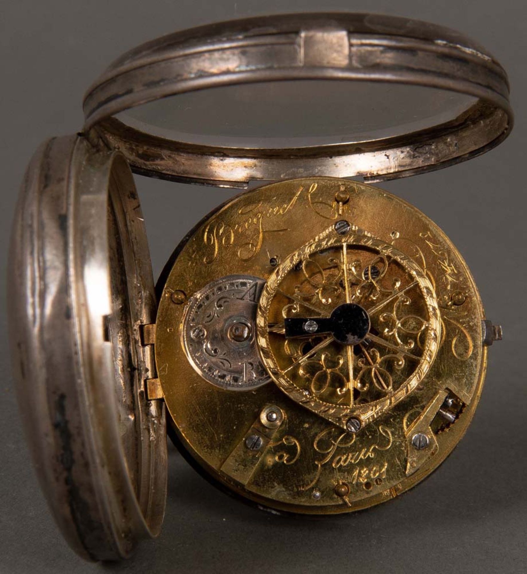 Zwei Taschenuhren. Silbergehäuse. Eine davon mit Spindelwerk, verso bez. „Breguet Paris 1801“. ( - Bild 2 aus 3