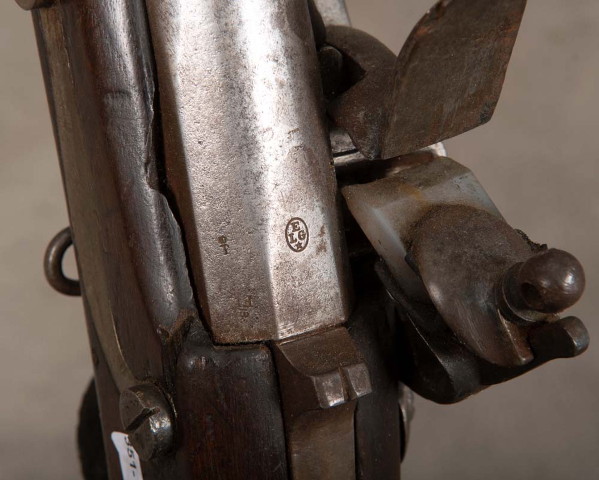 Steinschlossgewehr mit Bajonett. Belgien 19. Jh. Schaft aus Nussbaum, Lauf L=103 cm, Gesamtlänge L= - Bild 3 aus 4