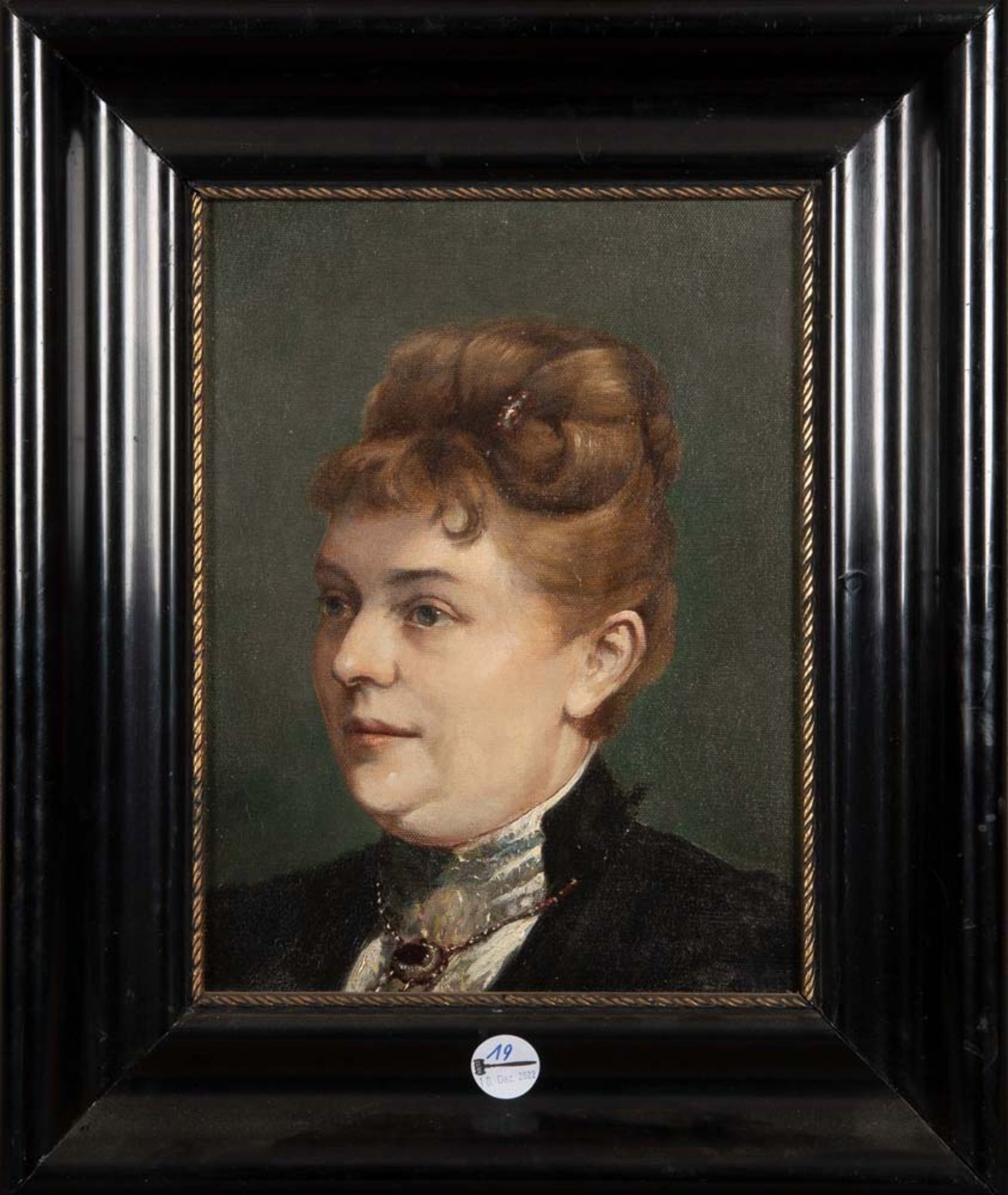 Hans Knöchl (1850-1927) attrib. Damenporträt. Öl/Lw., gerahmt, 38 x 29 cm. **