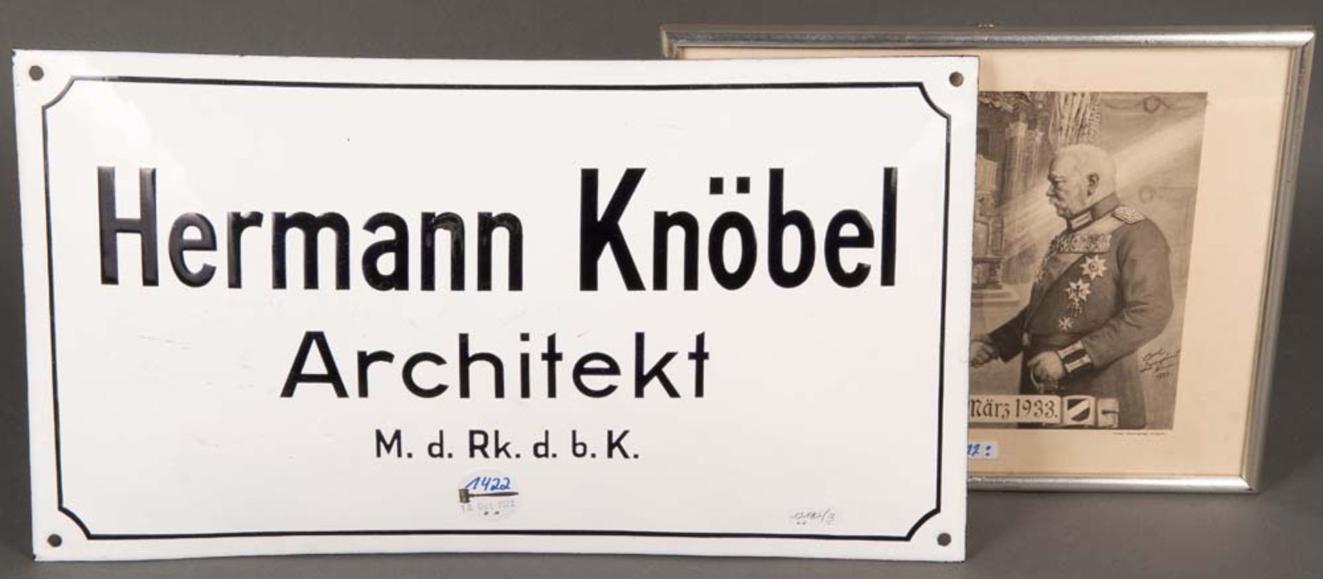 Emailleschild, 25 x 45 cm; dazu Druck, bez. Potsdam 1933, 18,5 x 21 cm.